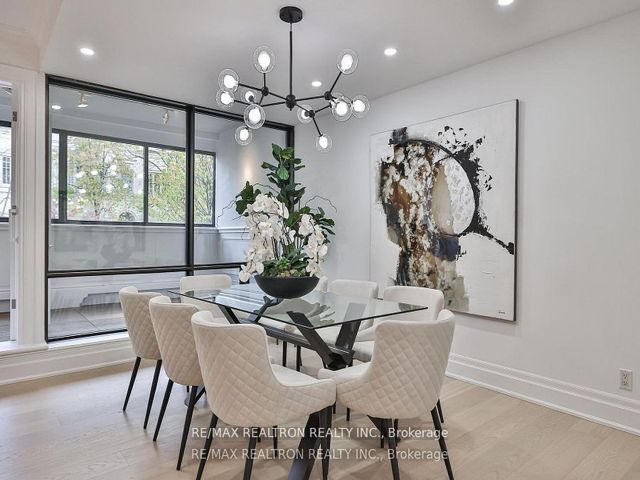 103 - 342 Spadina Rd