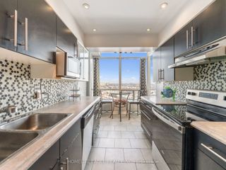 PH212 - 1131 Steeles Ave W