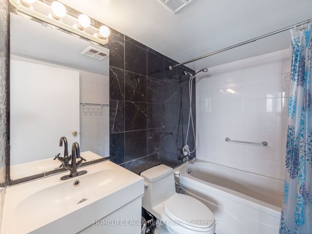 PH212 - 1131 Steeles Ave W