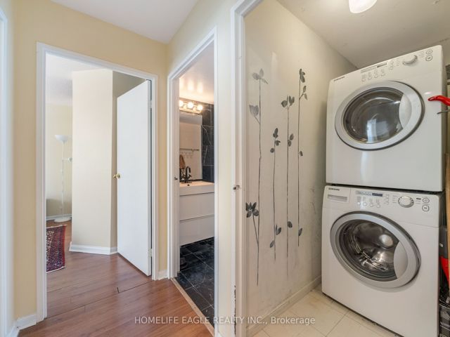 PH212 - 1131 Steeles Ave W