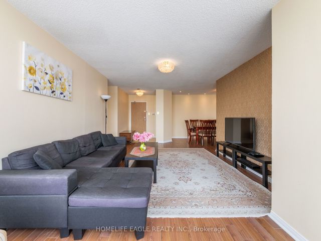 PH212 - 1131 Steeles Ave W