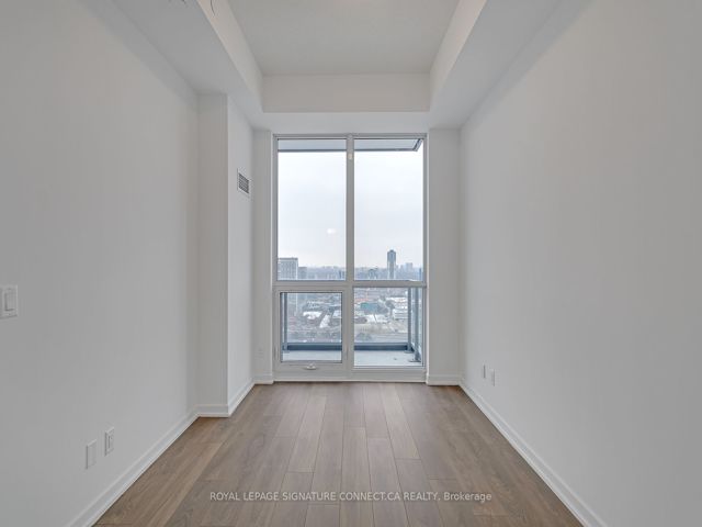 3007 - 32 Forest Manor Rd