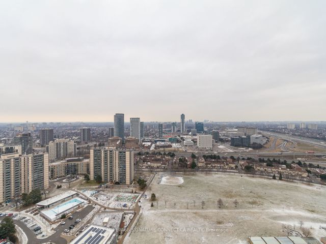 3007 - 32 Forest Manor Rd