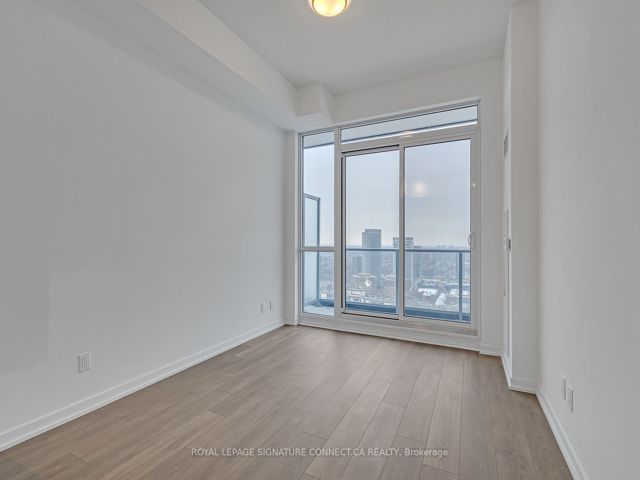 3007 - 32 Forest Manor Rd