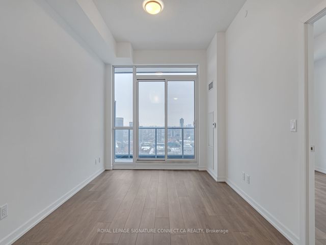 3007 - 32 Forest Manor Rd