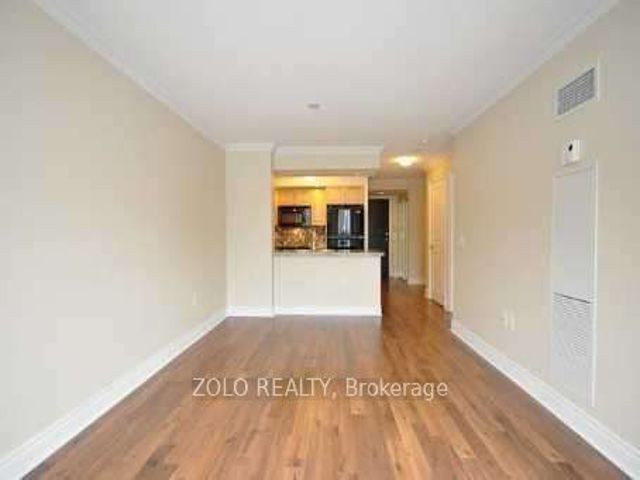 1320 - 500 Doris Ave