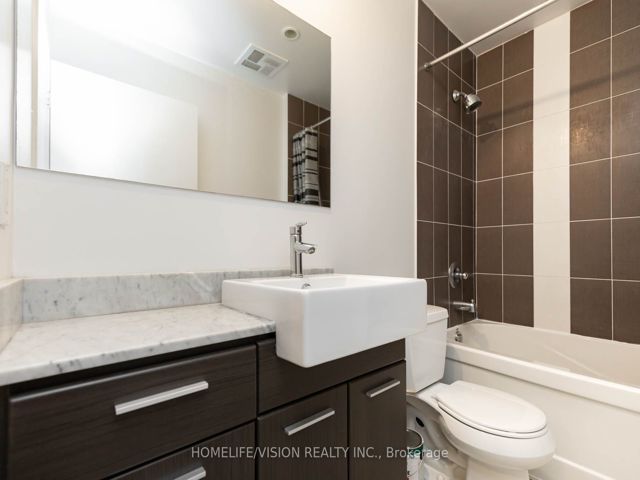 311 - 770 Bay St