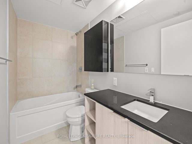 341 - 31 Tippett Rd