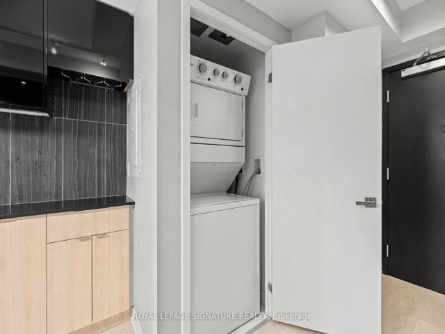 341 - 31 Tippett Rd