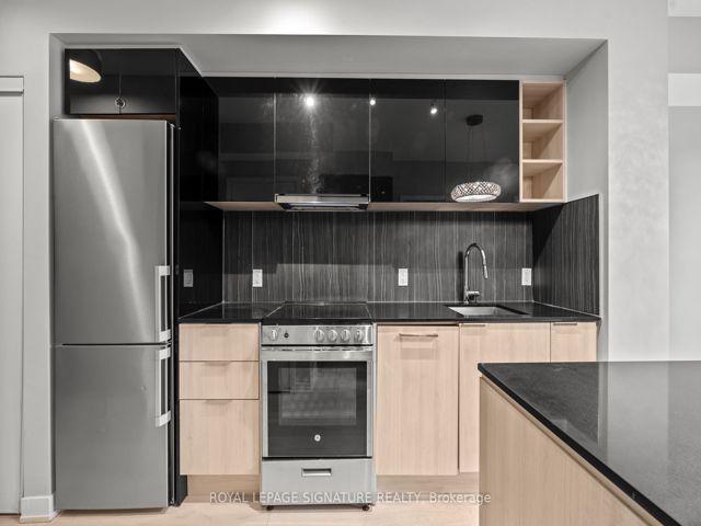 341 - 31 Tippett Rd
