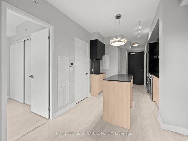 341 - 31 Tippett Rd