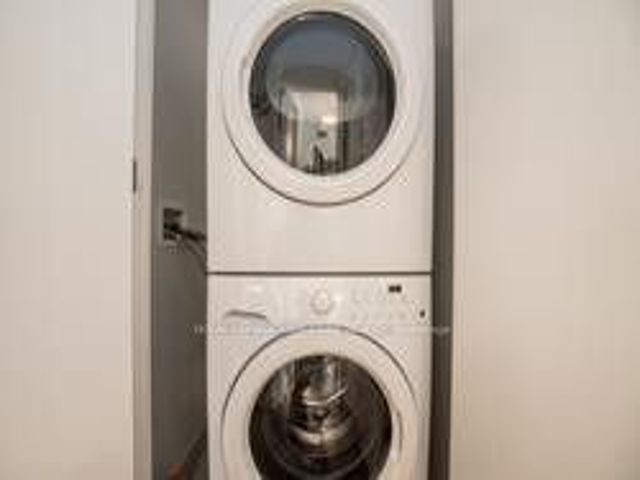 308 - 3018 Yonge St