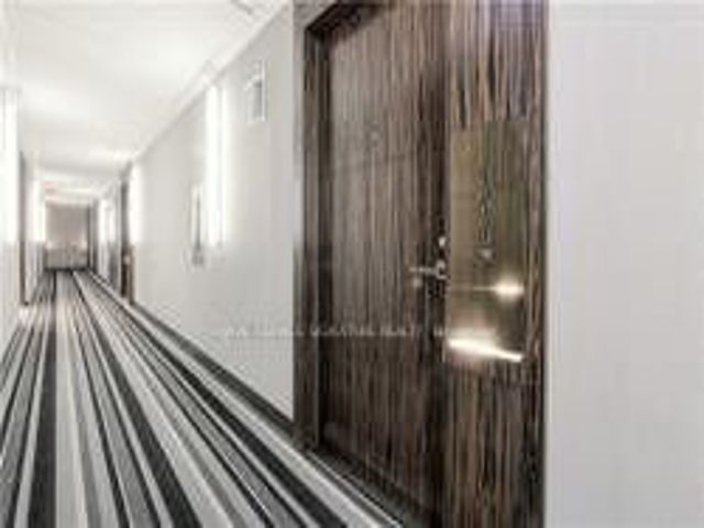 308 - 3018 Yonge St