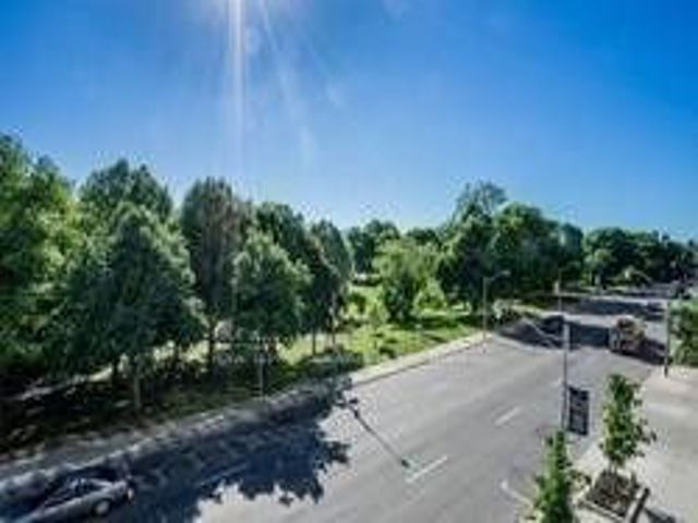 308 - 3018 Yonge St