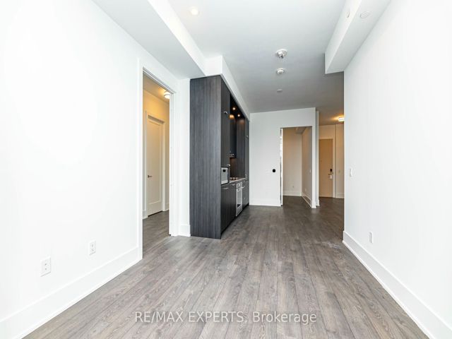 1903 - 480 Front St