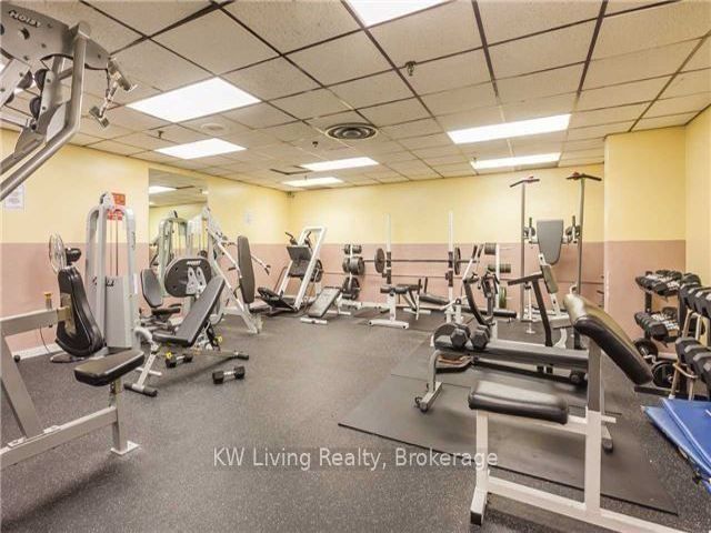 1215 - 350 Seneca Hill Dr
