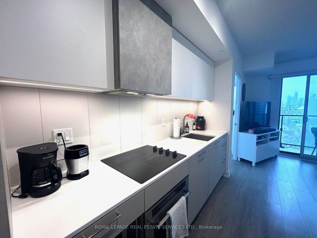 2219 - 19 Western Battery Rd