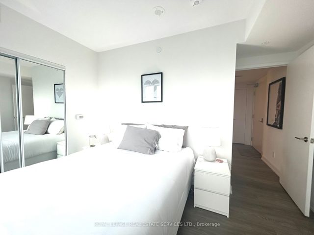 2219 - 19 Western Battery Rd