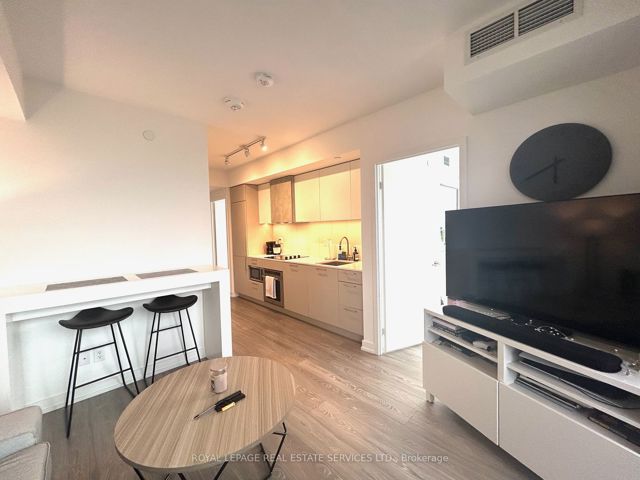 2219 - 19 Western Battery Rd