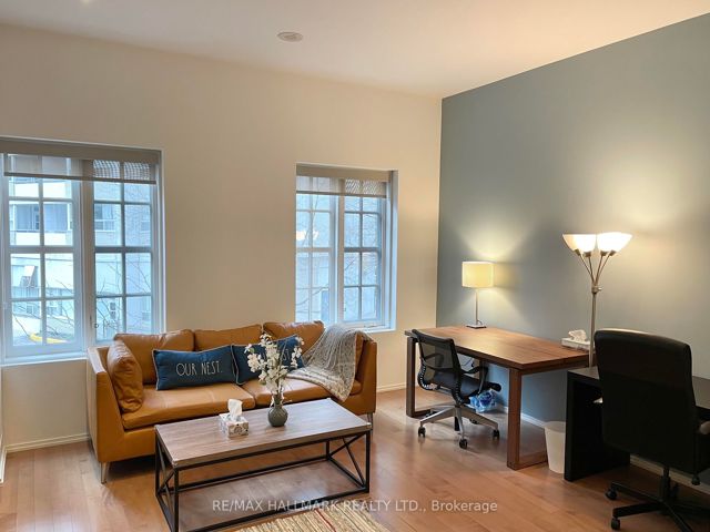203 - 75 St Nicholas St