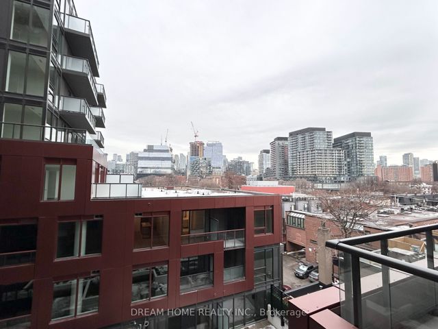 505 - 28 Eastern Ave