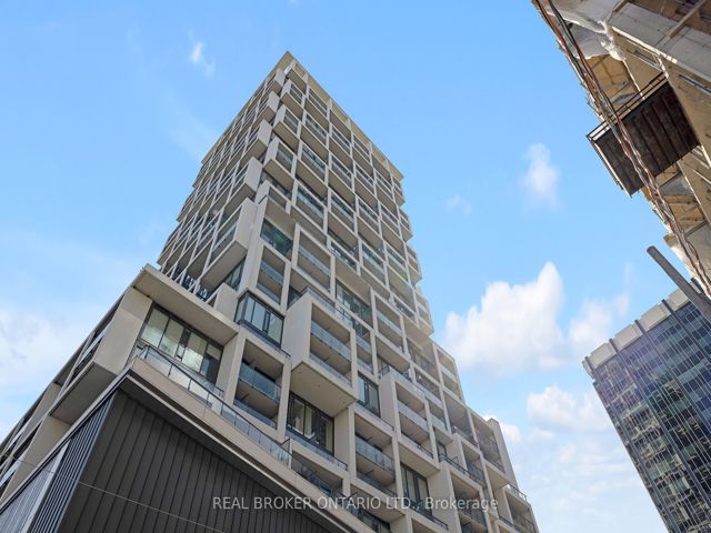 2004 - 5 Soudan Ave