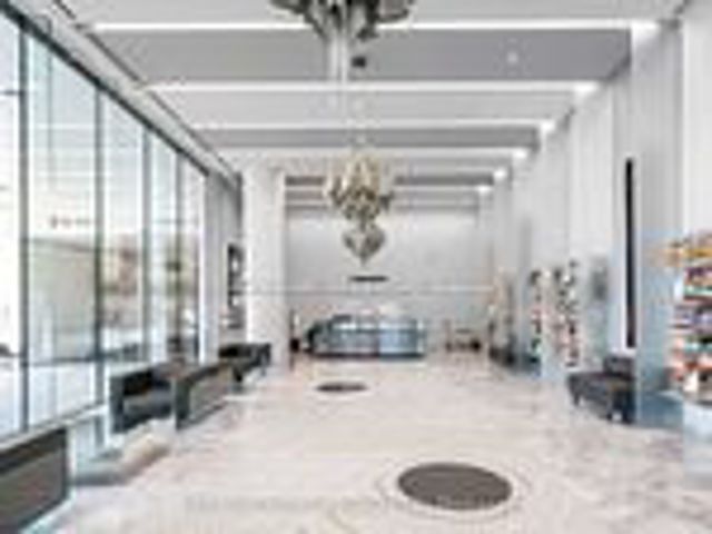 2004 - 5 Soudan Ave