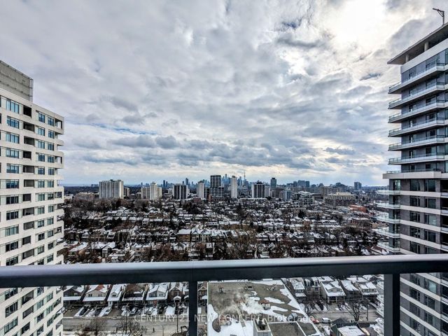 2212 - 50 Dunfield Ave