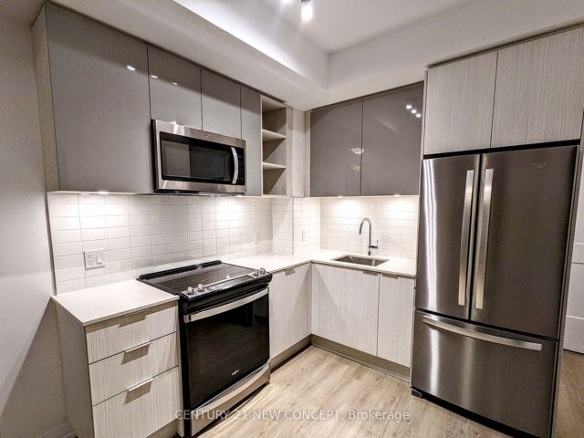 2212 - 50 Dunfield Ave