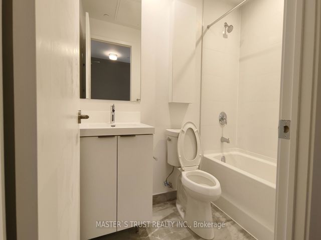 2503 - 50 O'neill Rd