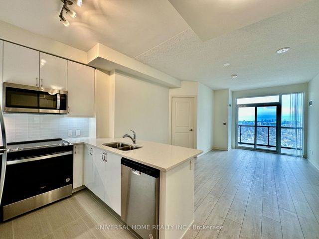 3020 - 4955 yonge St
