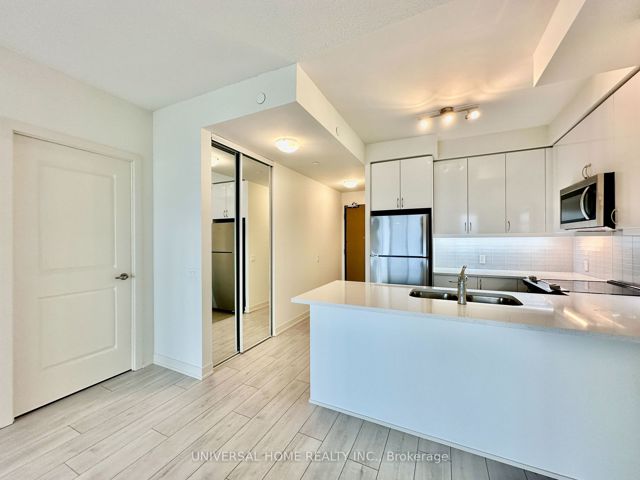 3020 - 4955 yonge St