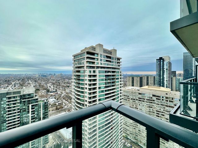 3020 - 4955 yonge St