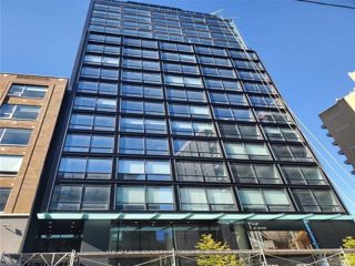 306 - 458 Richmond St W