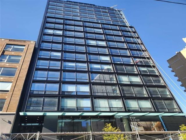 306 - 458 Richmond St W