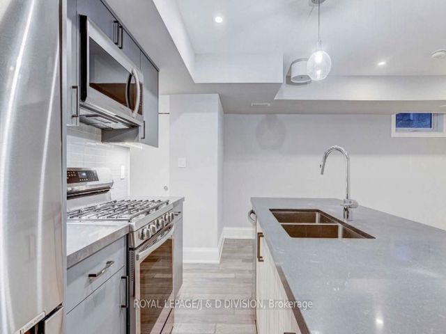 B1 - 47 Madison Ave