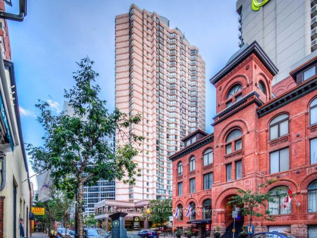 1612 - 38 Elm St