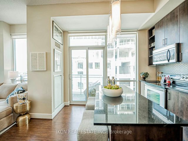 406 - 116 George St