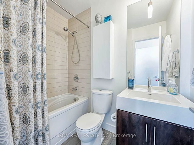 406 - 116 George St