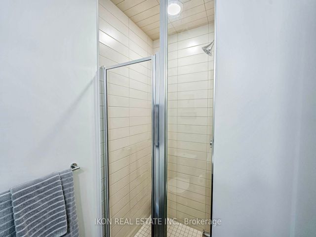 406 - 116 George St