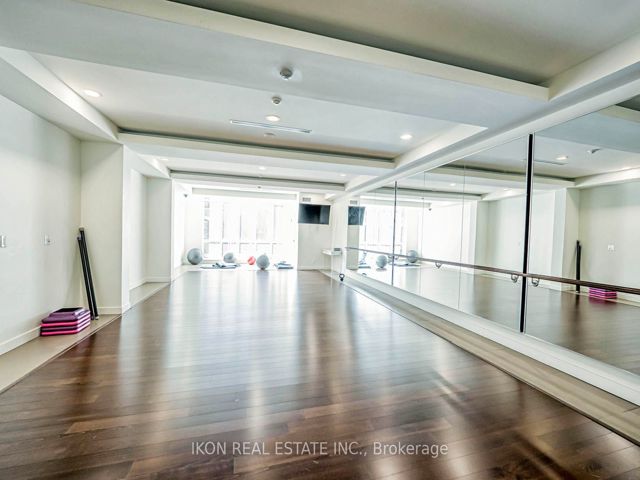 406 - 116 George St