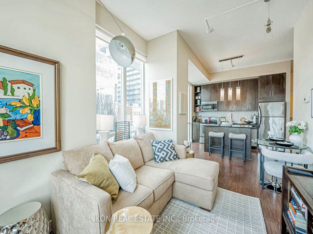 406 - 116 George St