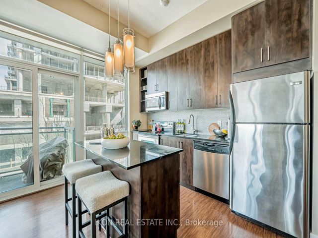 406 - 116 George St