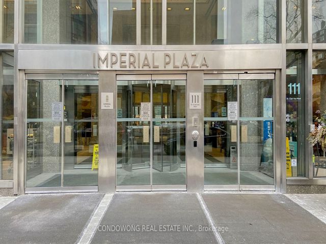 920 - 111 St Clair Ave W