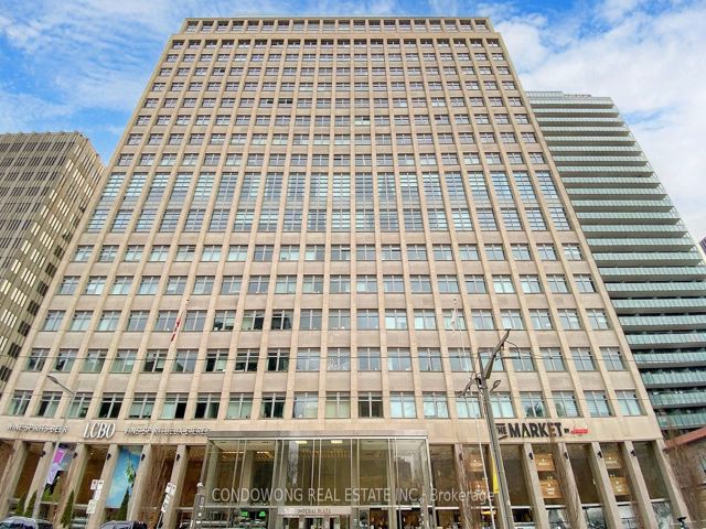 920 - 111 St Clair Ave W
