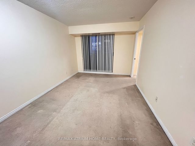 2812 - 155 Beecroft Rd
