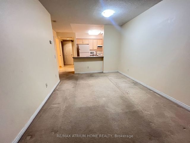 2812 - 155 Beecroft Rd