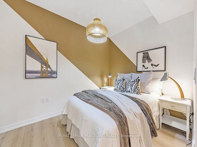 15 - 266 Finch Ave E