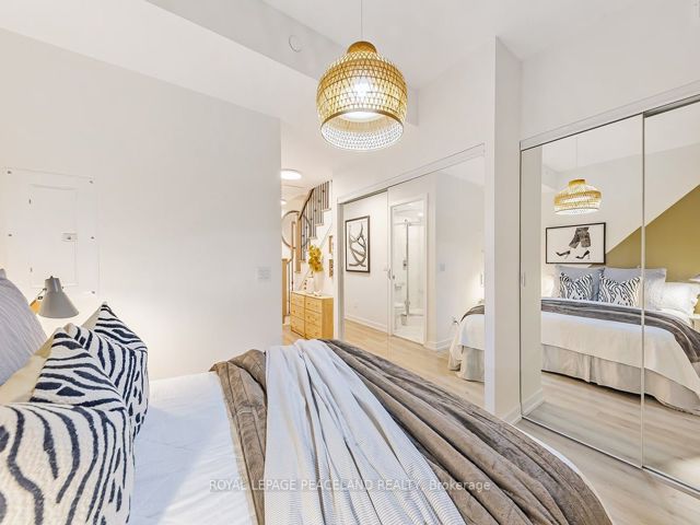 15 - 266 Finch Ave E