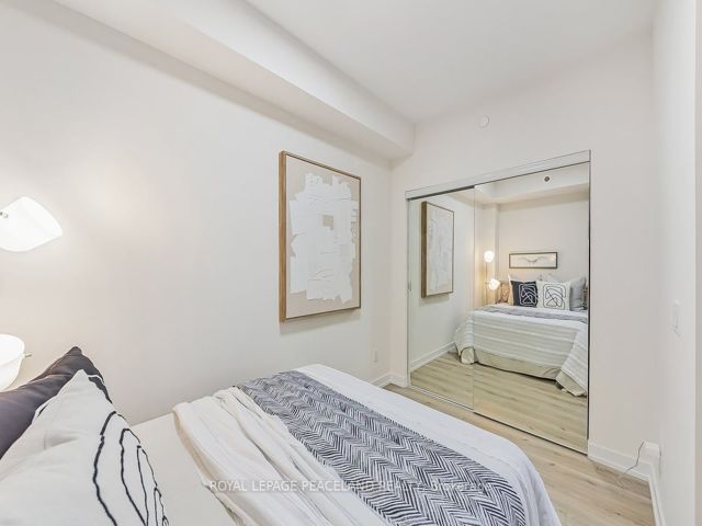 15 - 266 Finch Ave E